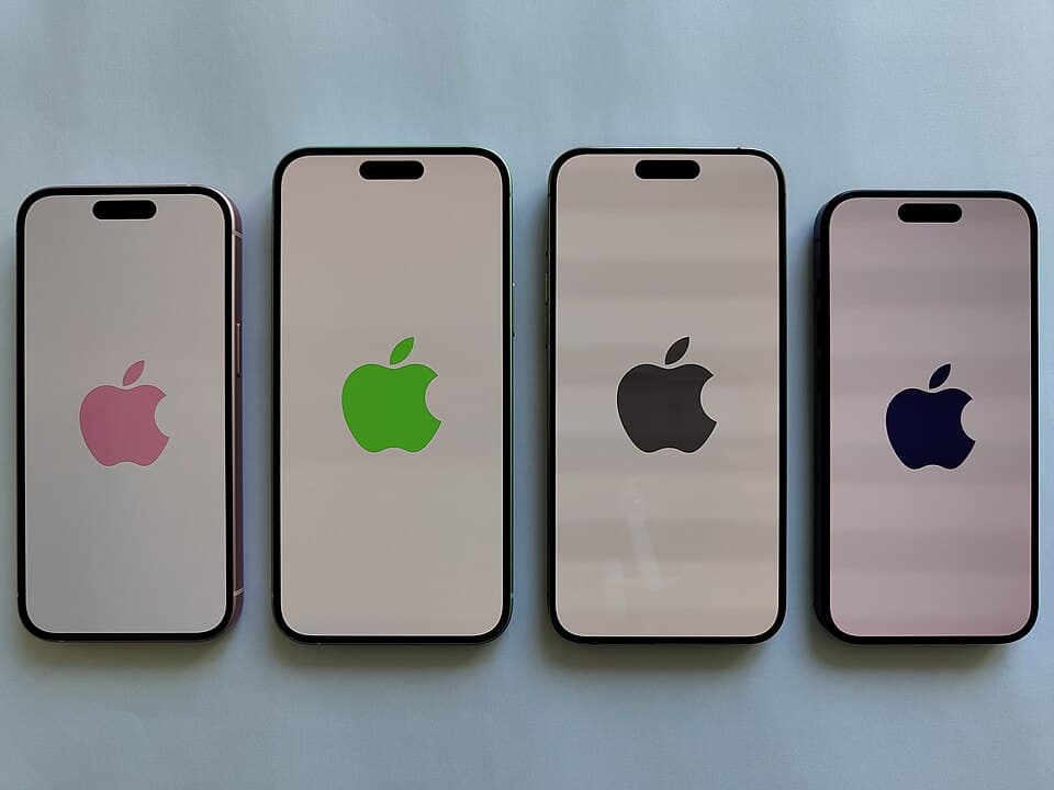 iPhone 15 Plus 128GB - Midnight